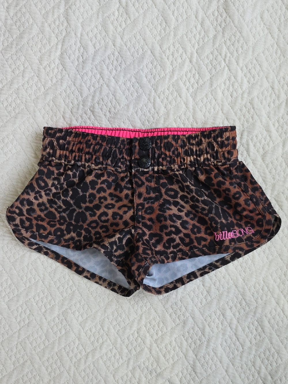 billie Girls By Billabong Leopard Print Shorts Pink Logo Size 5 Y2K Surf